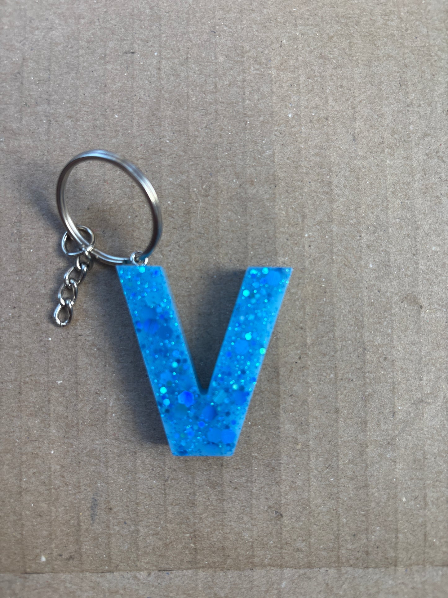 V